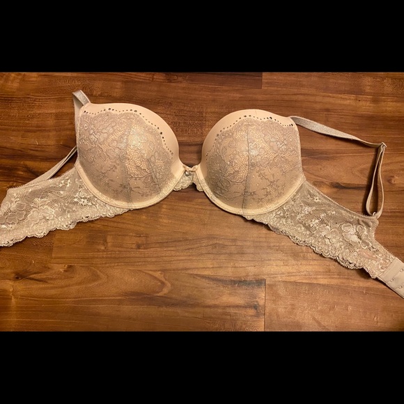 4 34D Victoria Secret bras! Great condition! - Picture 3 of 5